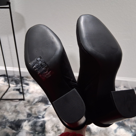 H&M Black Heeled Ankle Boots - Picture 12 of 13